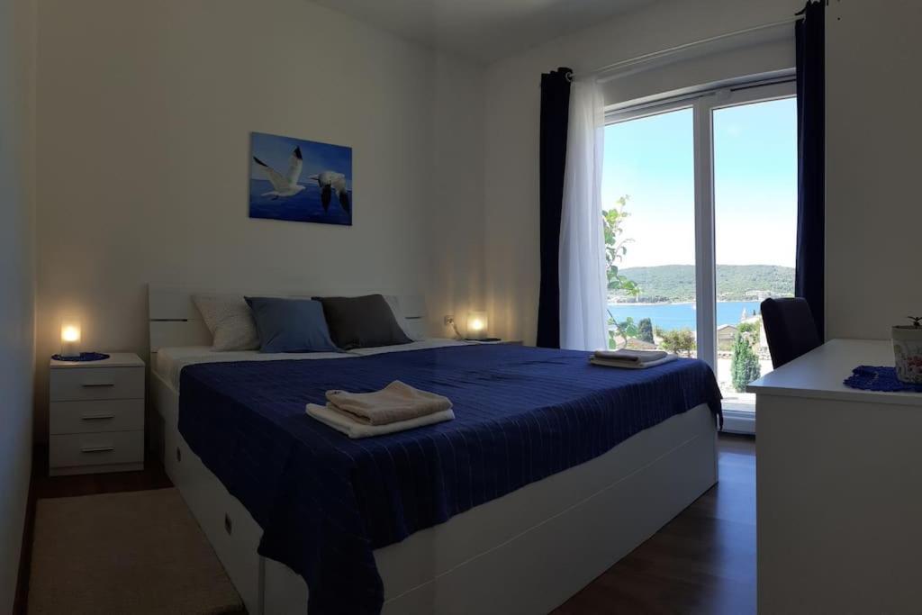 Vis - Luxury Holiday Villa With Swimming Pool Экстерьер фото