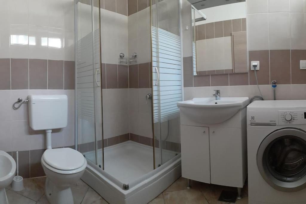 Vis - Luxury Holiday Villa With Swimming Pool Экстерьер фото